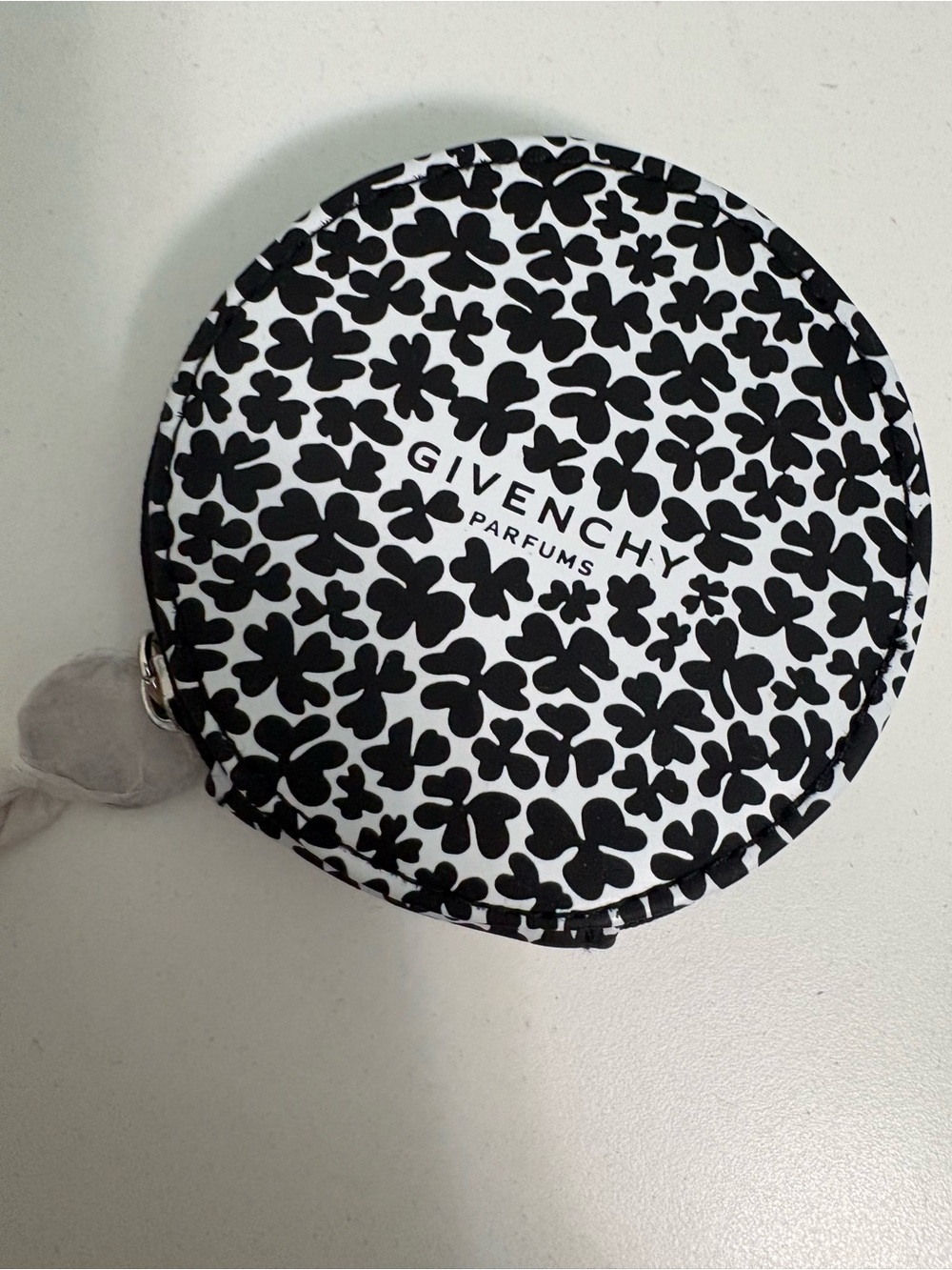 Givenchy beauty mini pouch